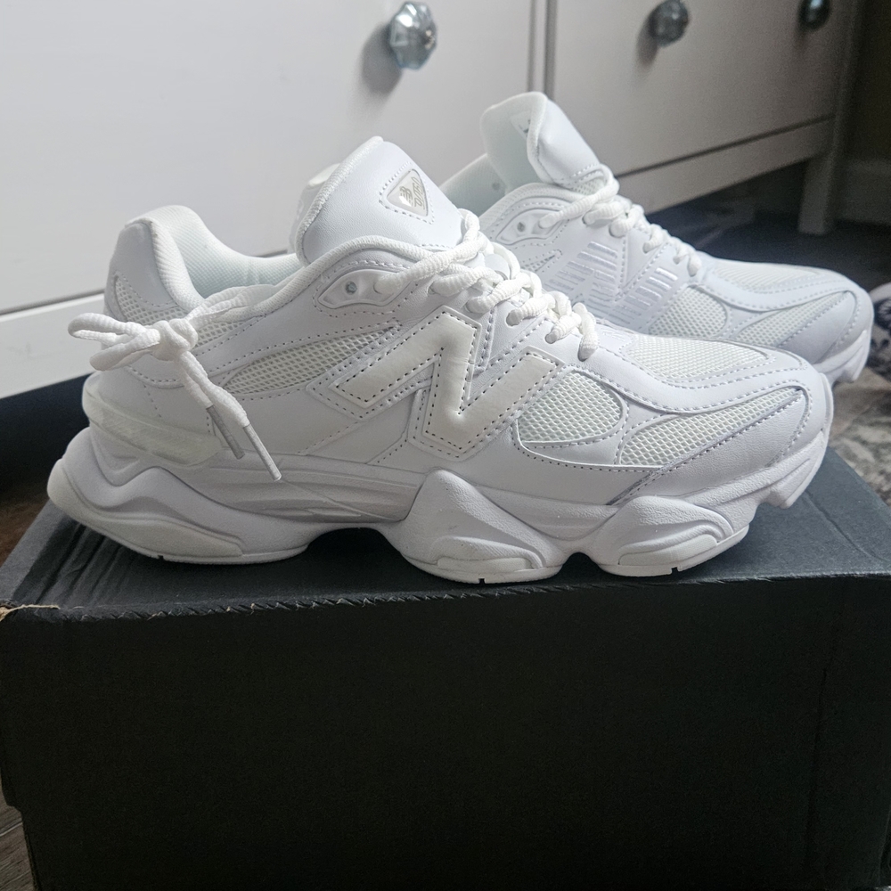 New Balance Triple White 9060 Sneakers